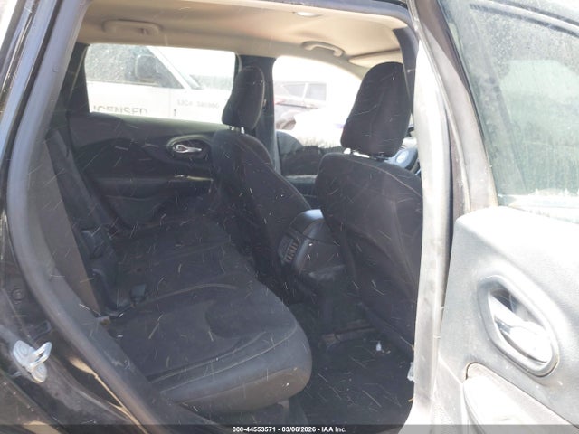 44553571 :رقم المزاد ، 1C4PJMCB9GW117132 vin ، 2016 Jeep Cherokee Latitude مزاد بيع