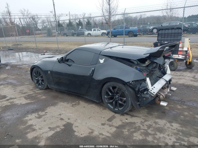 2017 NISSAN 370Z JN1AZ4EH0HM951791 Photo 2