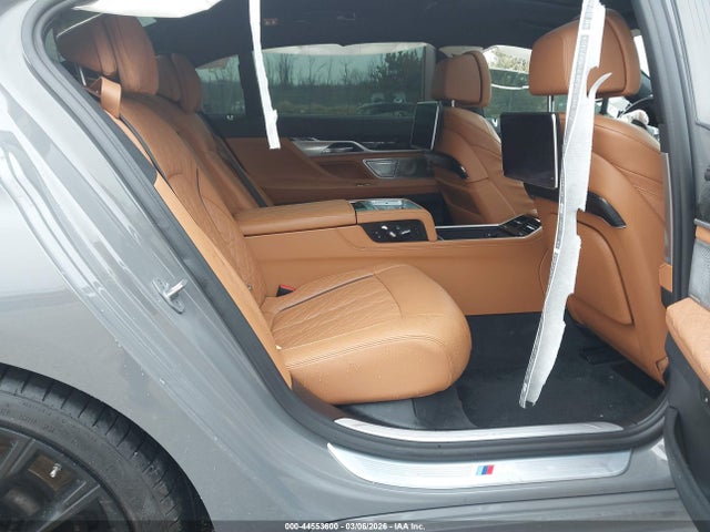 Продаж на аукціоні авто 2022 Bmw 750 I Xdrive, vin: WBA7U2C07NCH64329, номер лоту: 44553600