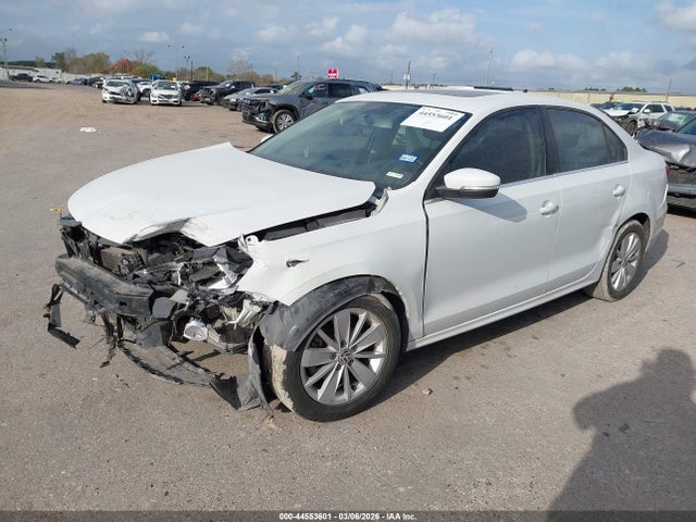 Aukcja sprzedaży 2015 Volkswagen Jetta 1.8t Se, vin: 3VWD07AJ1FM325762, numer aukcji: 44553601