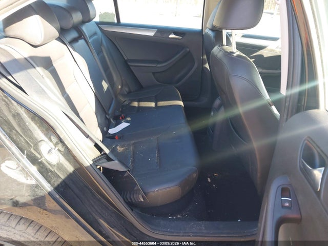 Продажа на аукционе авто 2015 Volkswagen Jetta 1.8t Se, vin: 3VWD17AJ2FM315660, номер лота: 44553604