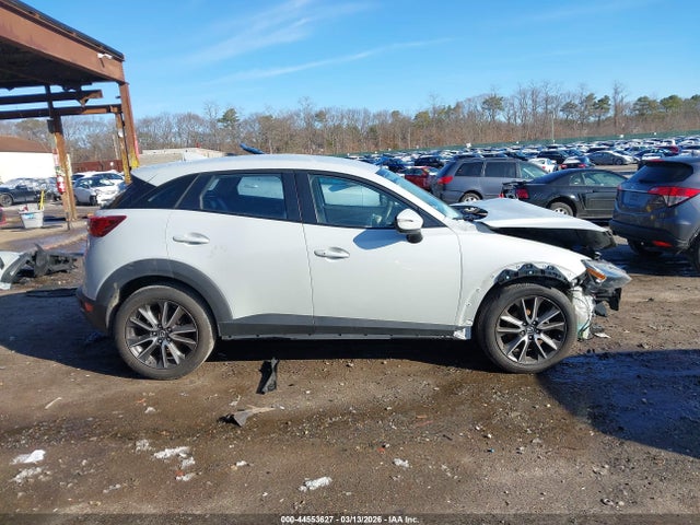 44553627 :رقم المزاد ، JM1DKFC77H0141750 vin ، 2017 Mazda Cx-3 Touring مزاد بيع