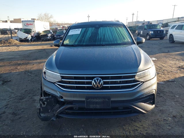 3VV3B7AX8NM038965 Volkswagen Tiguan 2.0t Se