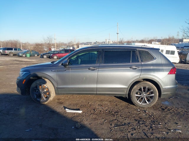 3VV3B7AX8NM038965 Volkswagen Tiguan 2.0t Se