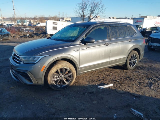 3VV3B7AX8NM038965 Volkswagen Tiguan 2.0t Se