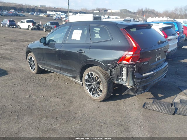 YV4M12RC9T1342100 Volvo Xc60 B5 Plus
