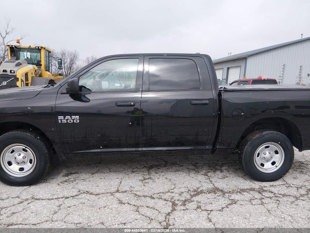 Продаж на аукціоні авто 2018 Ram 1500 Tradesman  4x4 5'7 Box, vin: 1C6RR7KG8JS306778, номер лоту: 44553641