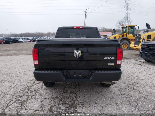 Продаж на аукціоні авто 2018 Ram 1500 Tradesman  4x4 5'7 Box, vin: 1C6RR7KG8JS306778, номер лоту: 44553641