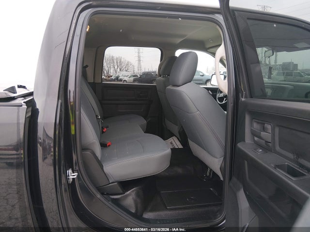 Продаж на аукціоні авто 2018 Ram 1500 Tradesman  4x4 5'7 Box, vin: 1C6RR7KG8JS306778, номер лоту: 44553641
