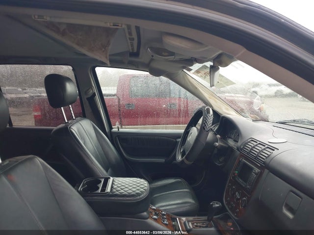 2000 Mercedes-benz Ml 320 მანქანა იყიდება აუქციონზე, vin: 4JGAB54E4YA154472, აუქციონის ნომერი: 44553642