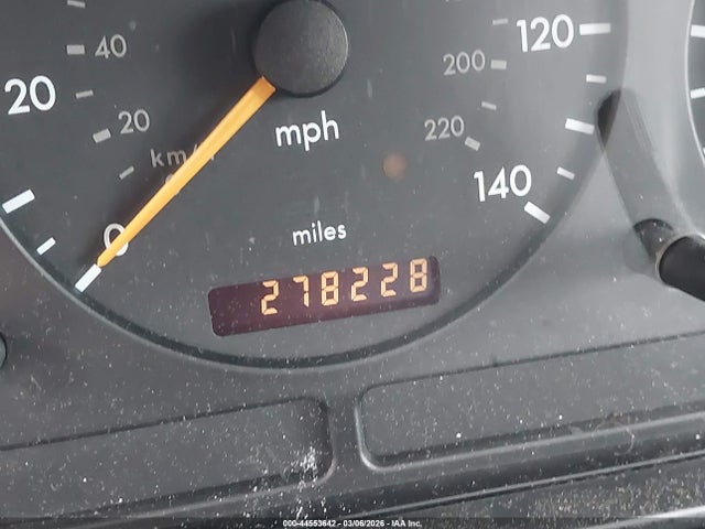 2000 Mercedes-benz Ml 320 მანქანა იყიდება აუქციონზე, vin: 4JGAB54E4YA154472, აუქციონის ნომერი: 44553642