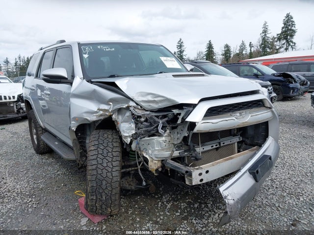 44553658 :رقم المزاد ، JTEBU5JR4G5341529 vin ، 2016 Toyota 4runner Trail Premium مزاد بيع