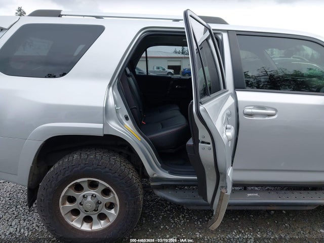 44553658 :رقم المزاد ، JTEBU5JR4G5341529 vin ، 2016 Toyota 4runner Trail Premium مزاد بيع