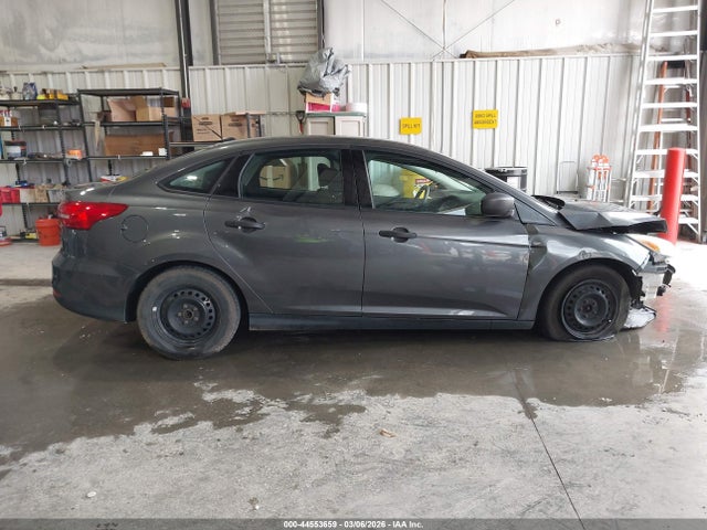 Ford FOCUS S 2015 1FADP3E22FL219919 Image 14
