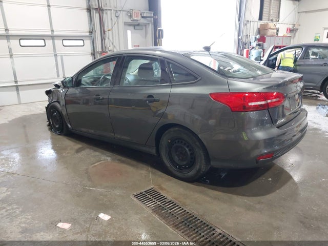 Ford FOCUS S 2015 1FADP3E22FL219919 Image 3