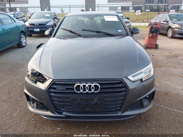 Продаж на аукціоні авто 2019 Audi A4 45 Premium, vin: WAUENAF43KA015559, номер лоту: 44553683