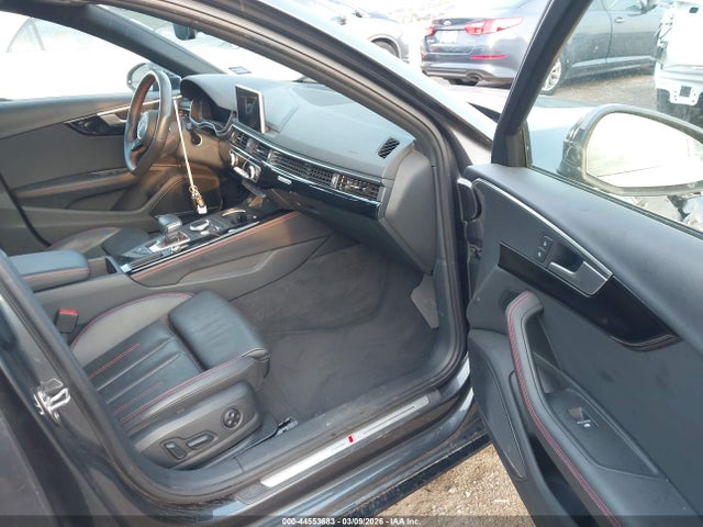Продаж на аукціоні авто 2019 Audi A4 45 Premium, vin: WAUENAF43KA015559, номер лоту: 44553683