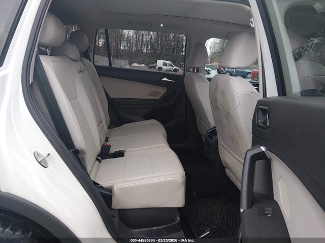 Продаж на аукціоні авто 2018 Volkswagen Tiguan, vin: 3VV2B7AX0JM144588, номер лоту: 44553694