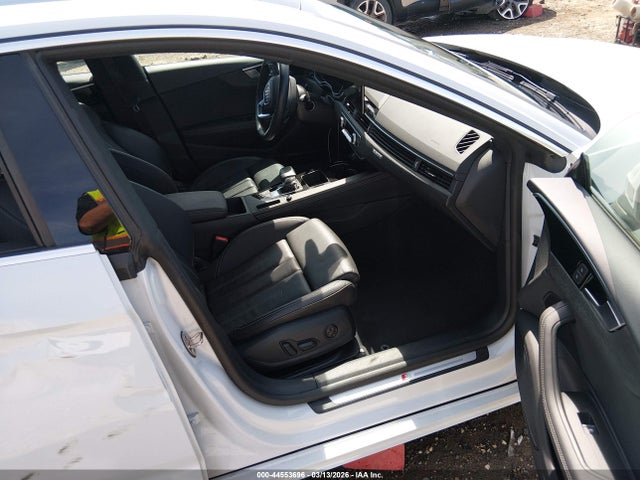 Продаж на аукціоні авто 2024 Audi A5 Sportback Premium Plus 45 Tfsi Quattro S Tronic, vin: WAUFACF54RA092097, номер лоту: 44553696