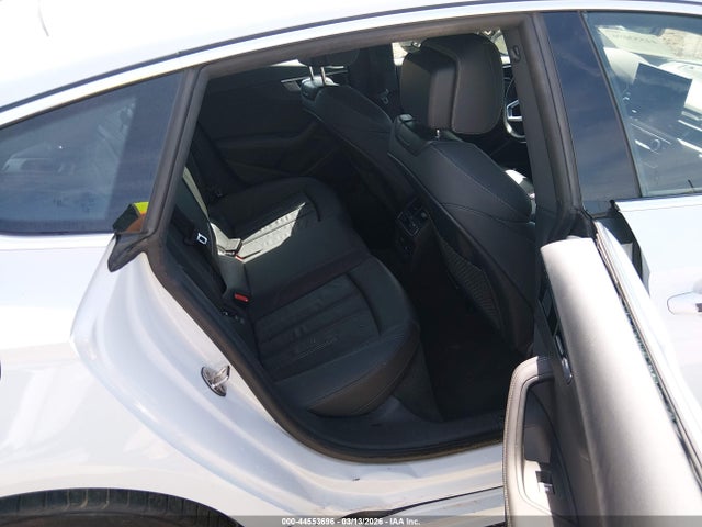 Продаж на аукціоні авто 2024 Audi A5 Sportback Premium Plus 45 Tfsi Quattro S Tronic, vin: WAUFACF54RA092097, номер лоту: 44553696