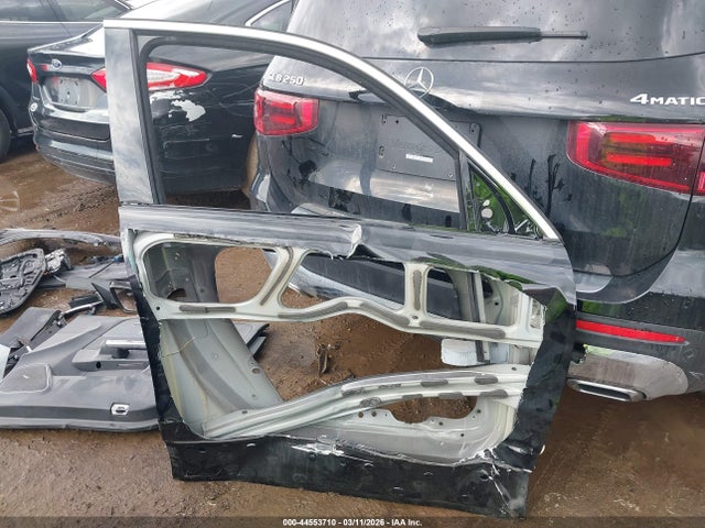 2024 Mercedes-benz Glb 250 4matic მანქანა იყიდება აუქციონზე, vin: W1N4M4HB3RW352236, აუქციონის ნომერი: 44553710