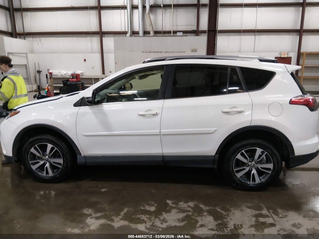 Toyota Rav4 Xle 2017 JTMRFREV8HJ118706 Image 14