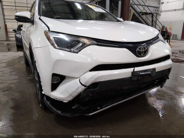 Toyota Rav4 Xle 2017 JTMRFREV8HJ118706 Image 6