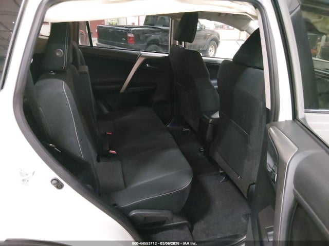 Toyota Rav4 Xle 2017 JTMRFREV8HJ118706 Image 8