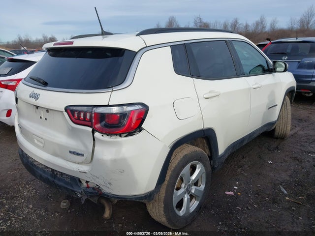 2018 Jeep Compass Latitude 4x4 მანქანა იყიდება აუქციონზე, vin: 3C4NJDBB2JT167859, აუქციონის ნომერი: 44553720