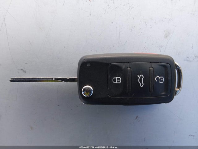 Aukcja sprzedaży 2013 Volkswagen Passat 2.0l Tdi Se, vin: 1VWBN7A37DC072553, numer aukcji: 44553736