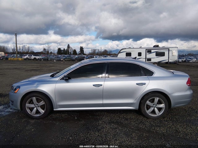 Aukcja sprzedaży 2013 Volkswagen Passat 2.0l Tdi Se, vin: 1VWBN7A37DC072553, numer aukcji: 44553736