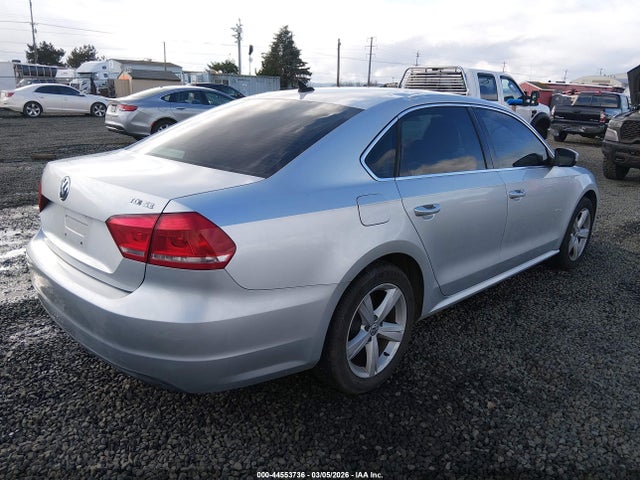 Aukcja sprzedaży 2013 Volkswagen Passat 2.0l Tdi Se, vin: 1VWBN7A37DC072553, numer aukcji: 44553736