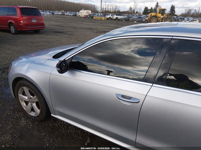 Aukcja sprzedaży 2013 Volkswagen Passat 2.0l Tdi Se, vin: 1VWBN7A37DC072553, numer aukcji: 44553736