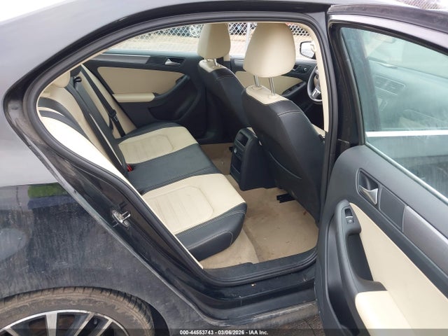 Продажа на аукционе авто 2012 Volkswagen Jetta 2.5l Sel Premium, vin: 3VWLX7AJ7CM411127, номер лота: 44553743