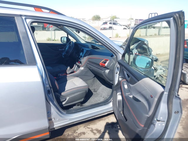 2019 SUBARU FORESTER JF2SKAKC3KH551285 Photo 4
