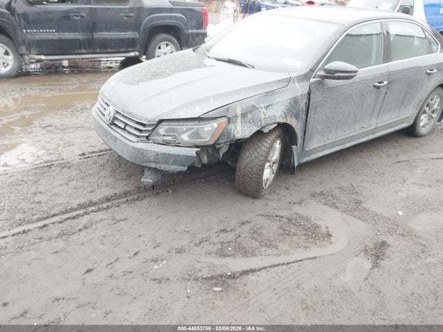 Продажа на аукционе авто 2016 Volkswagen Passat 1.8t R-line/1.8t S, vin: 1VWAT7A37GC068797, номер лота: 44553786