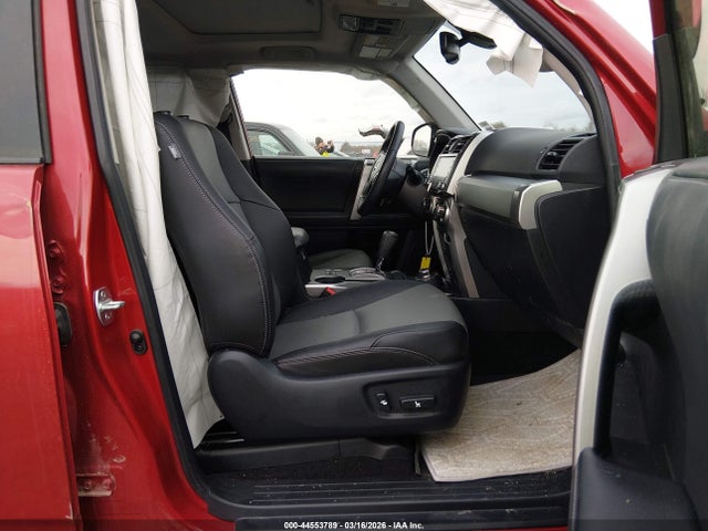 2021 TOYOTA 4RUNNER JTENU5JRXM5903233 Photo 4