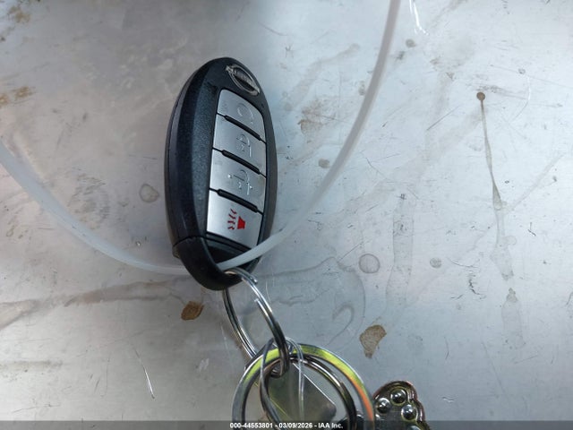 5N1BT3BA0NC699106 Nissan Rogue Sv Fwd