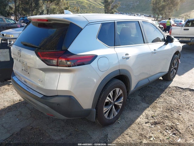 5N1BT3BA0NC699106 Nissan Rogue Sv Fwd