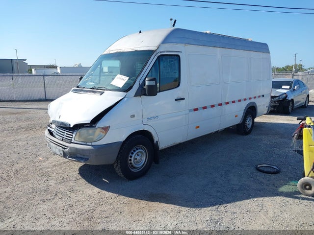 44553882 :رقم المزاد ، WD2YD741635433170 vin ، 2003 Dodge Sprinter Van 2500 Super High Ceiling مزاد بيع
