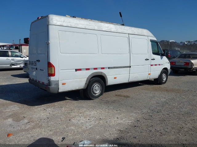 44553882 :رقم المزاد ، WD2YD741635433170 vin ، 2003 Dodge Sprinter Van 2500 Super High Ceiling مزاد بيع
