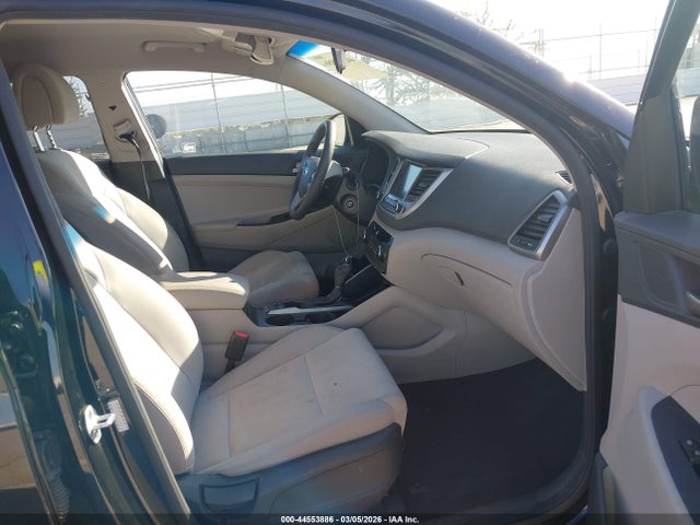 KM8J3CA41JU750043 Hyundai TUCSON SEL