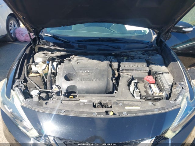 44553938 :رقم المزاد ، 1N4AA6AP2GC375788 vin ، 2016 Nissan Maxima 3.5 Platinum مزاد بيع