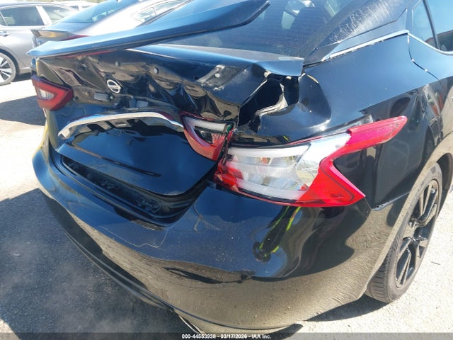 44553938 :رقم المزاد ، 1N4AA6AP2GC375788 vin ، 2016 Nissan Maxima 3.5 Platinum مزاد بيع
