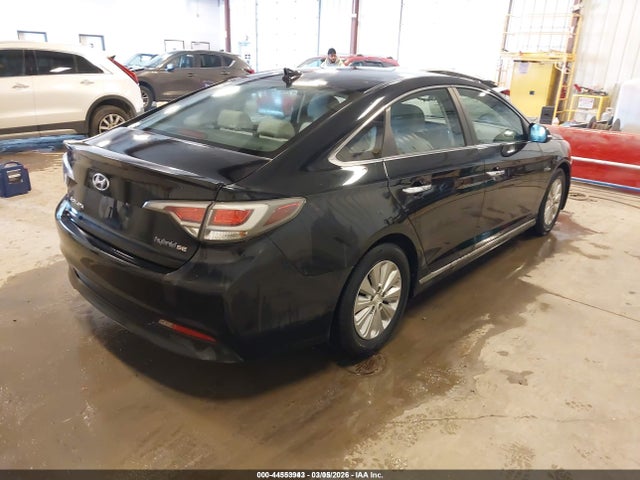Hyundai Sonata Hybrid Se 2017 KMHE24L31HA066541 Image 4