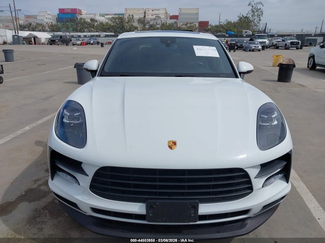 Porsche Macan 2021 WP1AA2A55MLB10469 Image 12