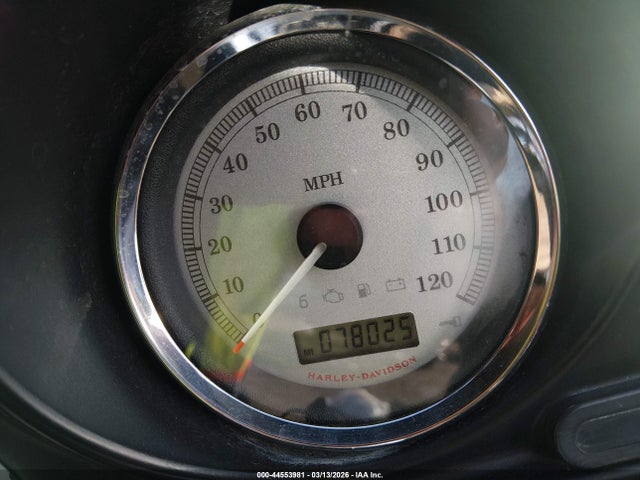 2011 HARLEY-DAVIDSON FLHX 1HD1KBM10BB668089 Photo 6