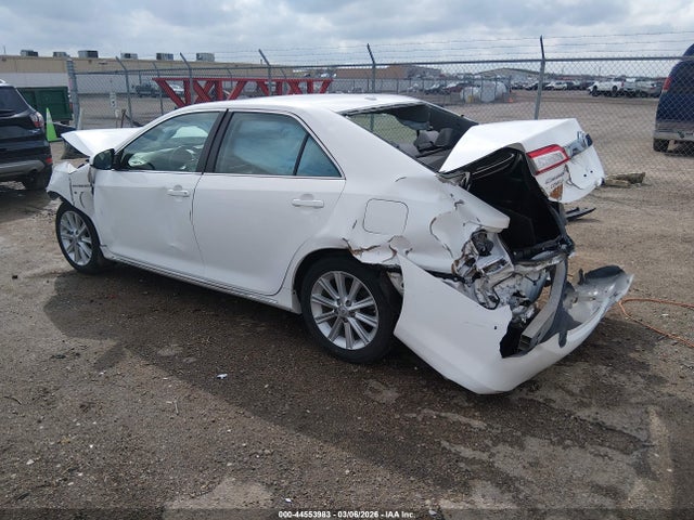 4T1BD1FK3EU126943 Toyota Camry Hybrid Xle