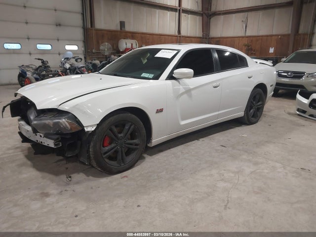 44553997 :رقم المزاد ، 2C3CDXDT3DH730988 vin ، 2013 Dodge Charger R/t Max مزاد بيع