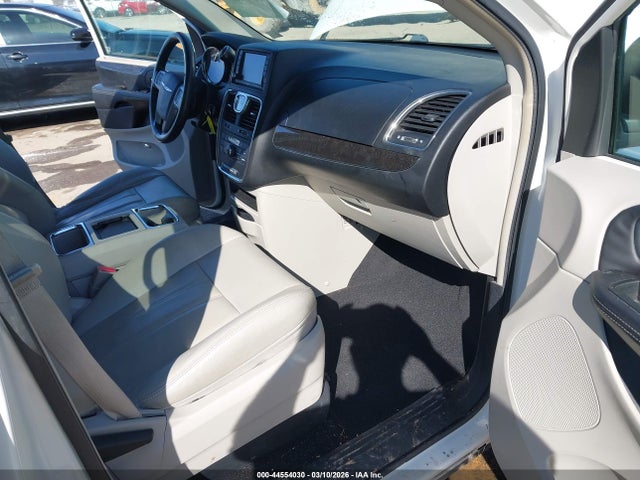 44554030 :رقم المزاد ، 2C4RC1BG6DR577111 vin ، 2013 Chrysler Town & Country Touring مزاد بيع